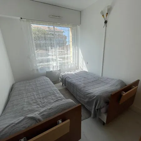 T3 à Avec Balcon - 4 Couchages, Proche Plage, équipé - Fr-1-474-202 *