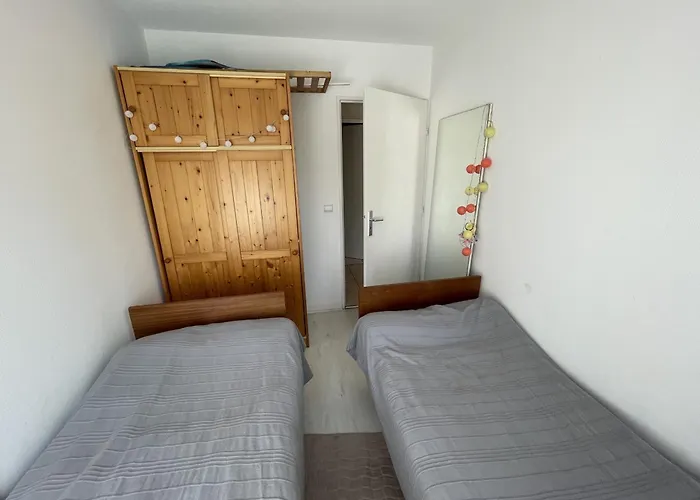 Apartamento T3 à Avec Balcon - 4 Couchages, Proche Plage, équipé - Fr-1-474-202 *