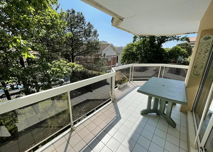 T3 A Avec Balcon - 4 Couchages, Proche Plage, Equipe - Fr-1-474-202 Apartment